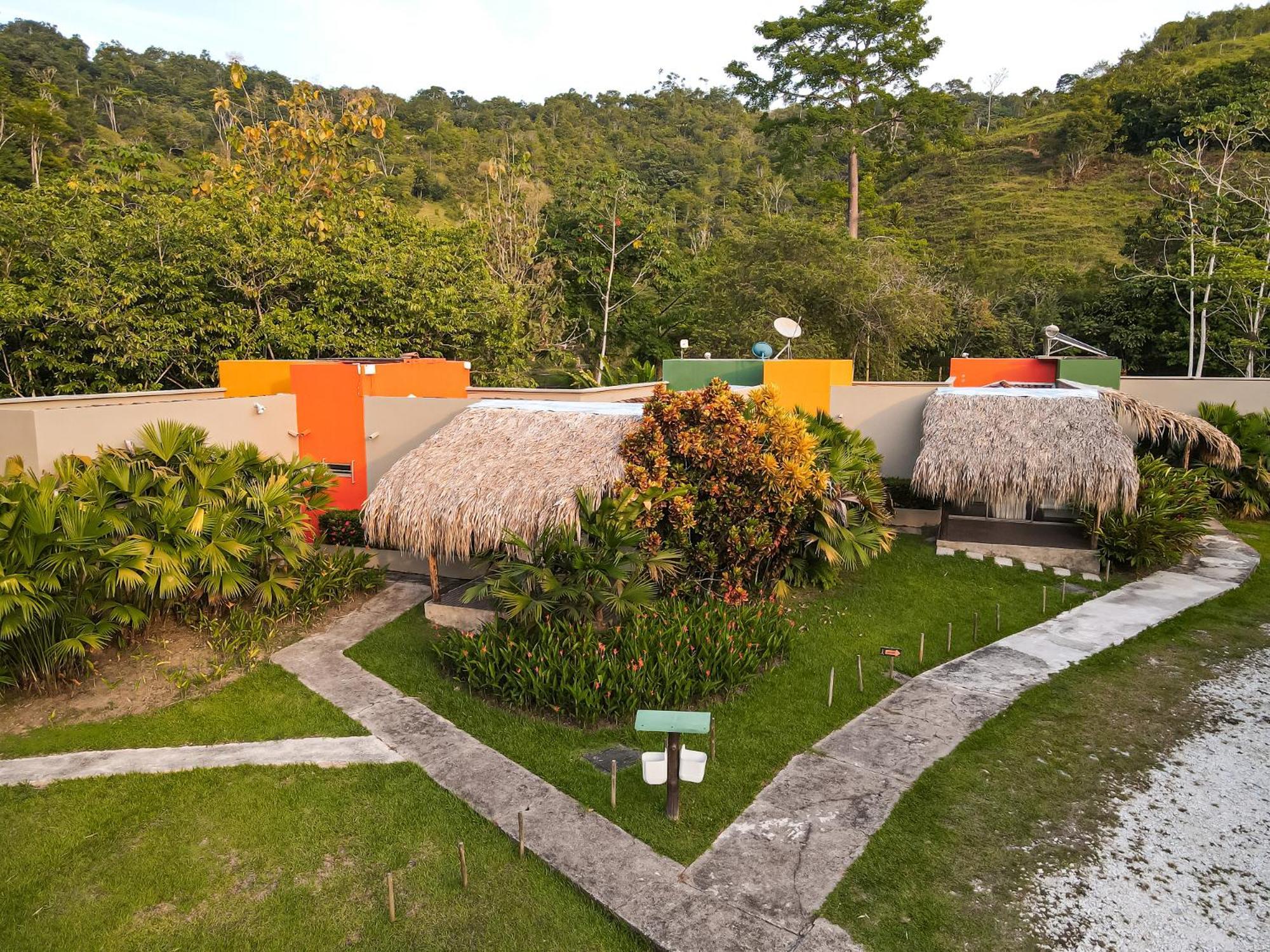 Los Colores Ecoparque Doradal Extérieur photo